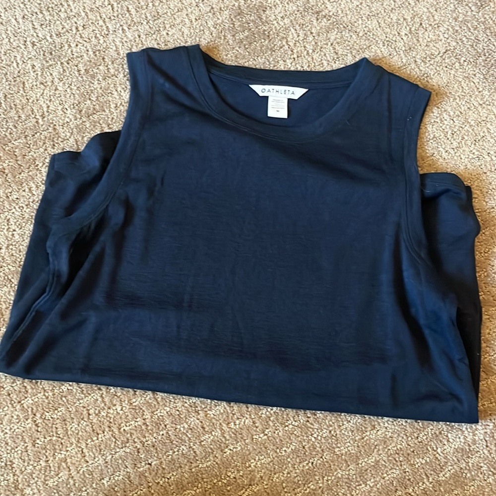 Athleta breezy tank